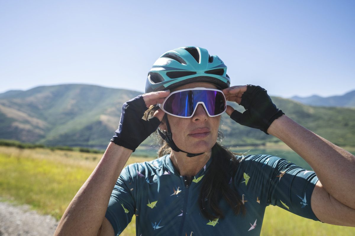 professional-cyclist-woman